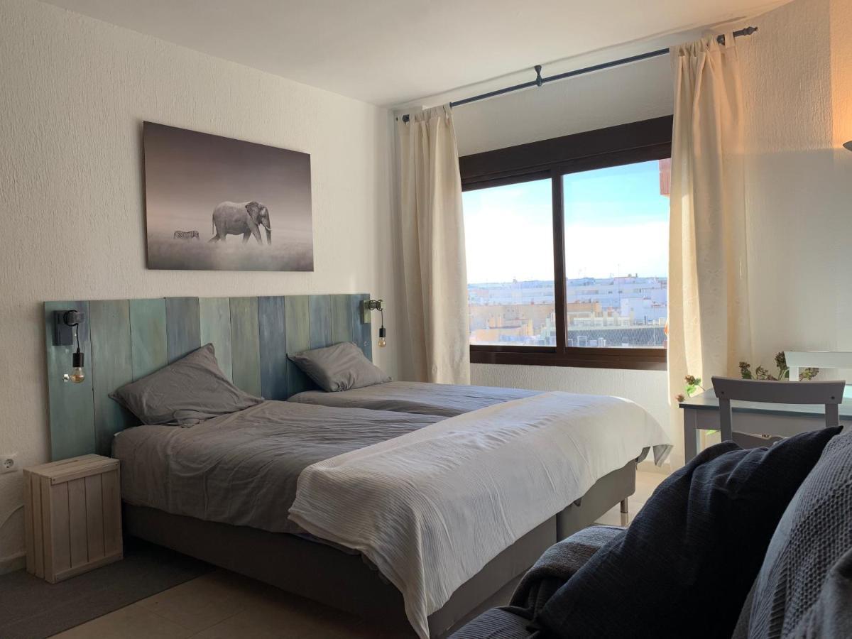 Apartamentos Rg Resitur Sevilla Exteriör bild