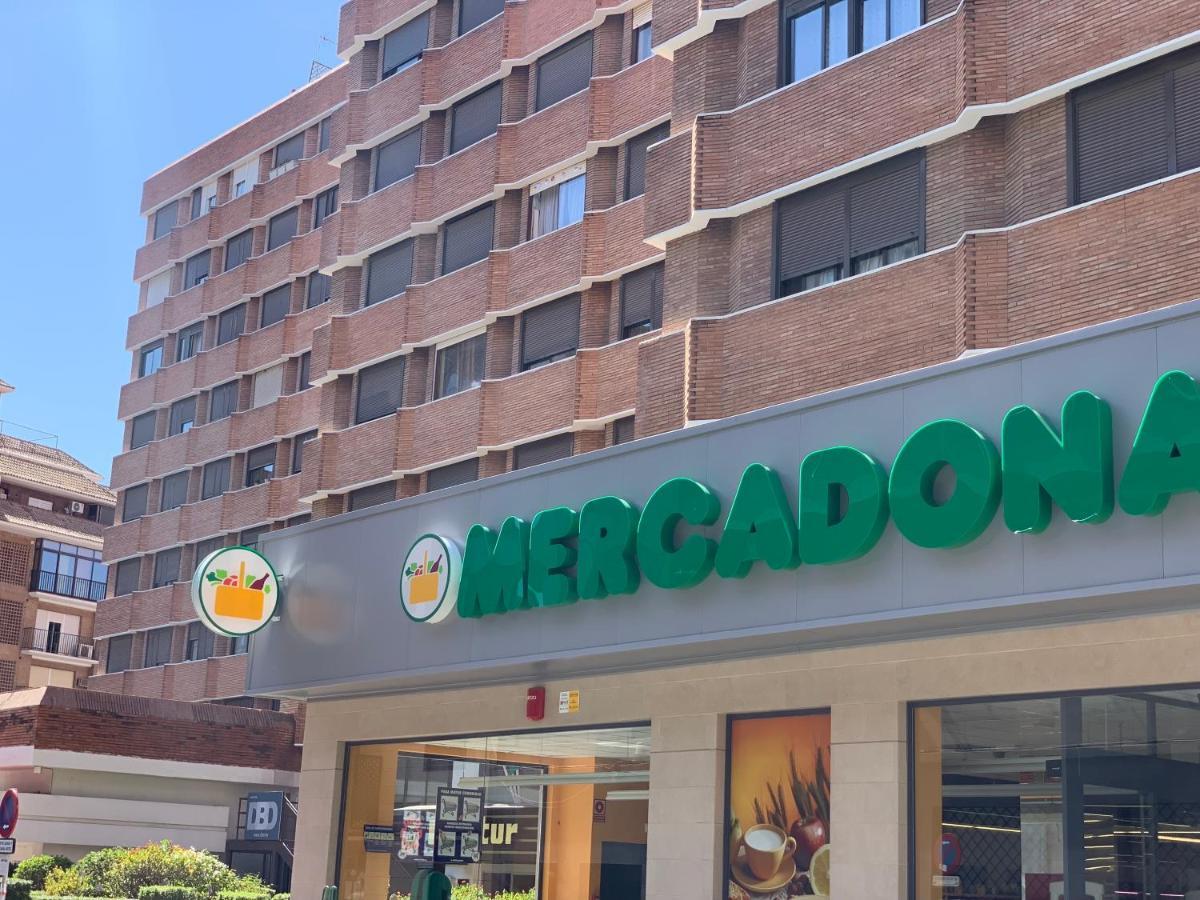 Apartamentos Rg Resitur Sevilla Exteriör bild
